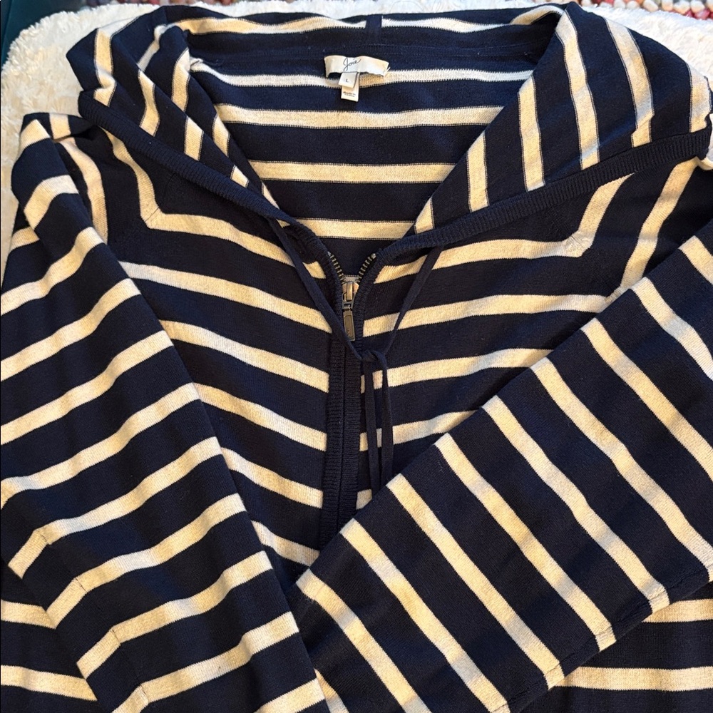 Joie Women’s White/Navy Striped Hooded Sweater (L)